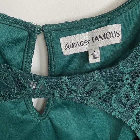 EUC Almost Famous Emerald Green Keyhole Cutout Lace Dress - Picture 3 of 4